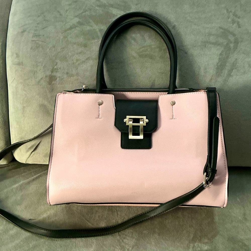 Nice Elegant Spacious Tote - image 1